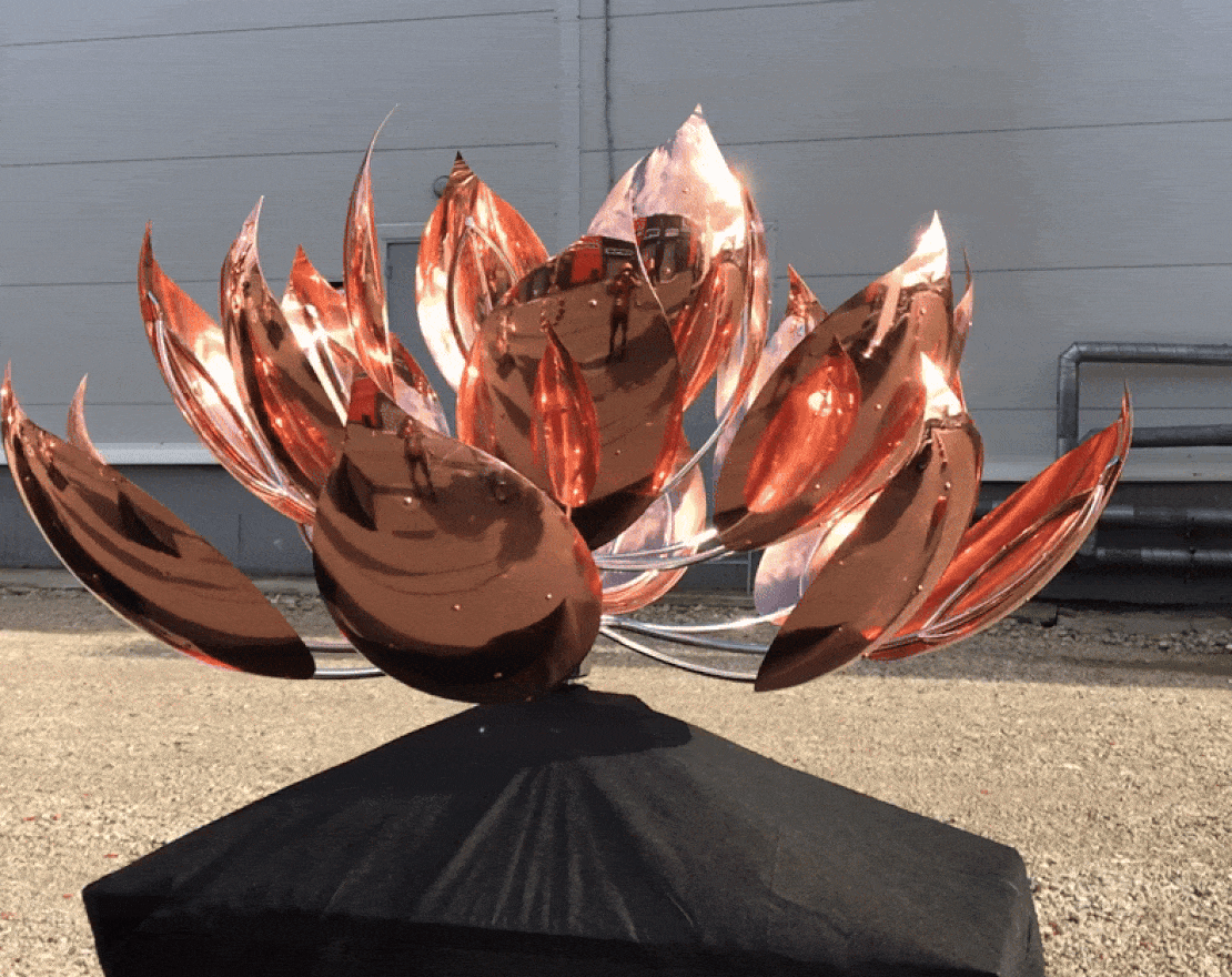 Медная скульптура Лотос - вид 2